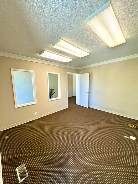 More Photos Of 206-210 12th Ave Rd, Nampa Medical For Lease