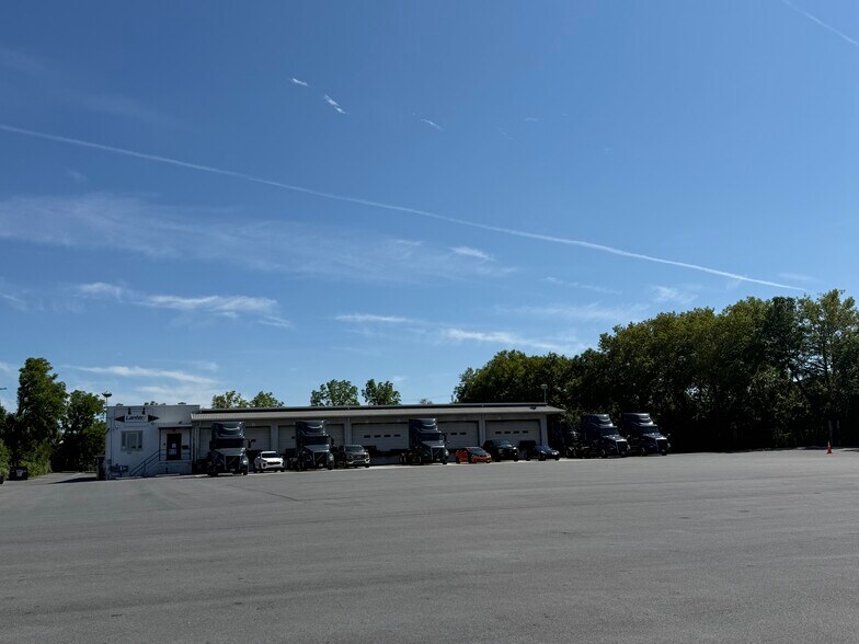 More Photos Of 1132 N Irving St, Allentown Truck Terminal For Lease
