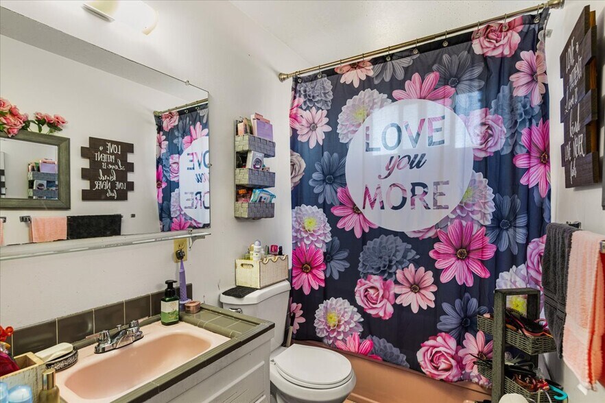More Photos Of 236 Haas Ave, San Leandro Apartments For Sale