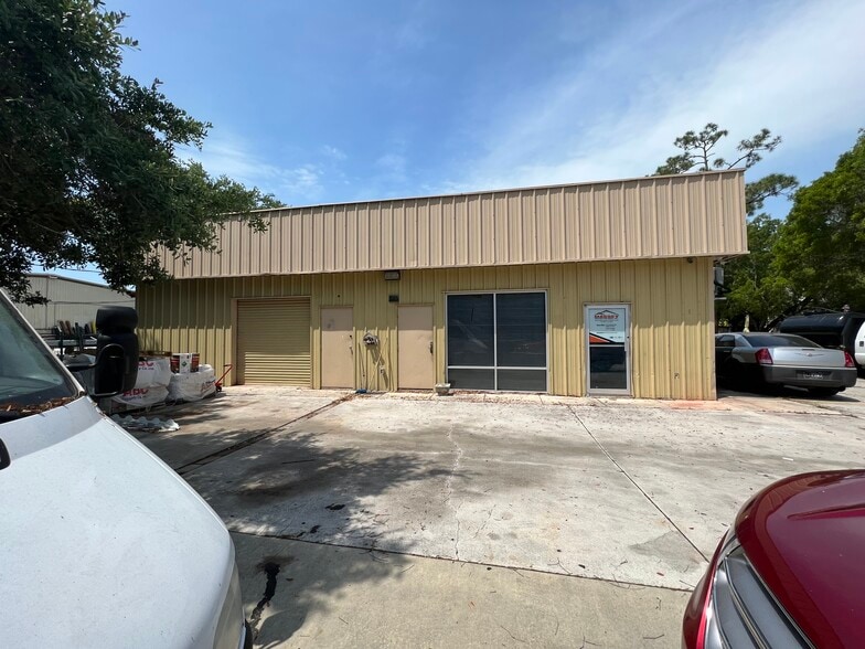 More Photos Of 525 Production Blvd, Naples Service For Sale