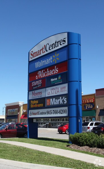 More Photos Of 3029 Argentia Rd, Mississauga General Retail For Lease