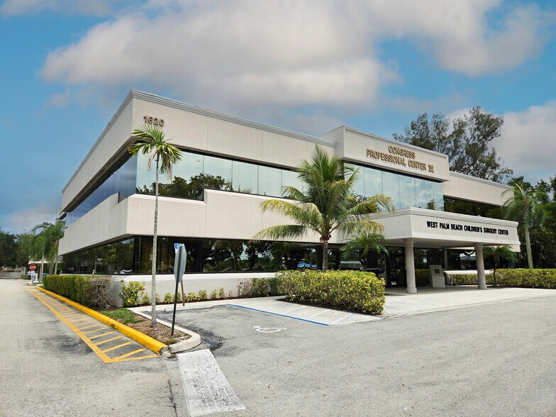 More Photos Of 1620 S Congress Ave, Palm Springs Medical For Lease