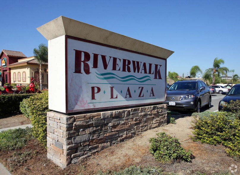 More Photos Of 3847 Pierce St, Riverside Unknown For Lease