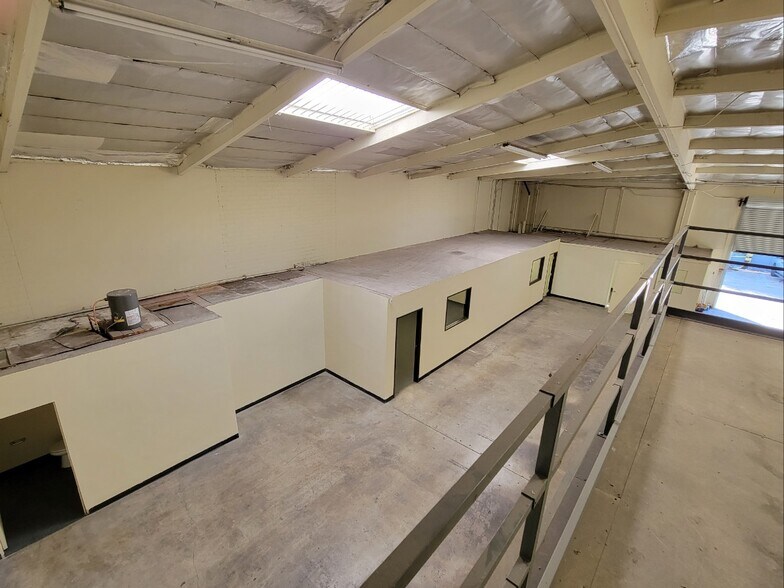 More Photos Of 249 E 157th St, Gardena Manufacturing For Lease