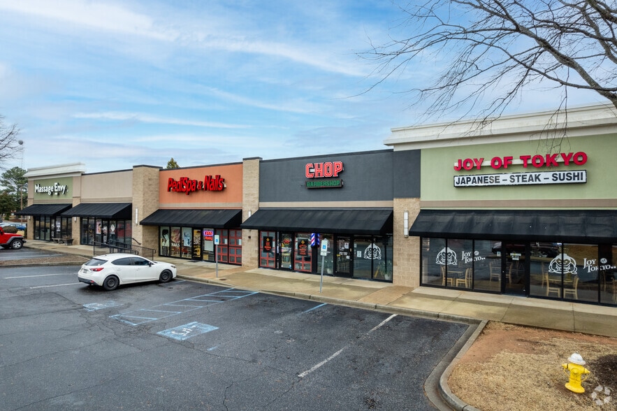 More Photos Of 3710-3714 Pelham Rd, Greenville General Retail For Lease