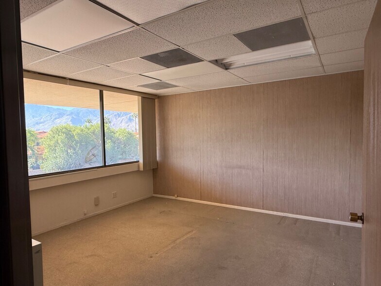 More Photos Of 225 S Civic Dr, Palm Springs Medical For Sale