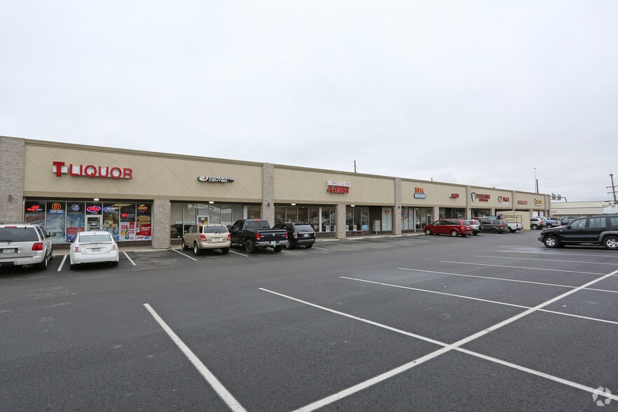 Primary Photo Of 7310-7352 N Washington St, Denver Unknown For Lease