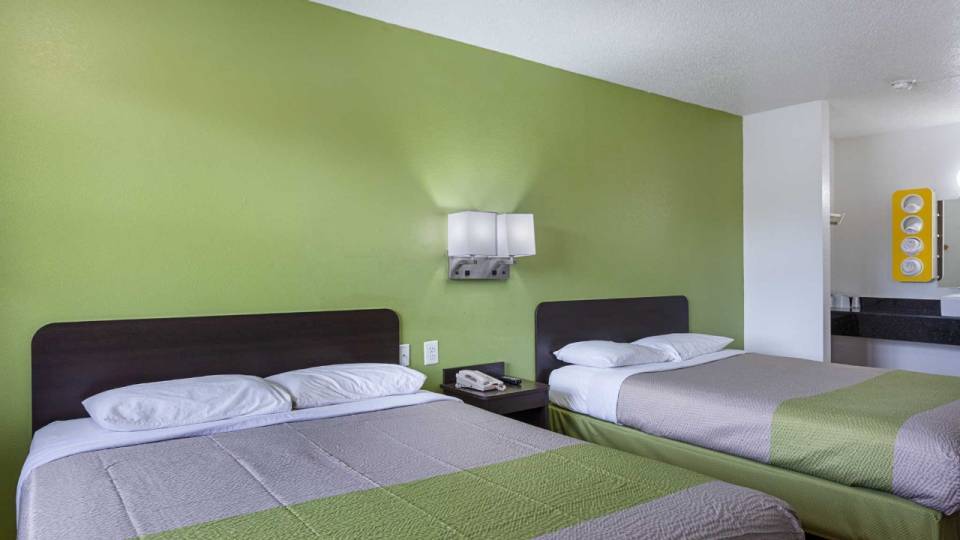 More Photos Of 7707 Lee Hwy, Chattanooga Hotel For Sale