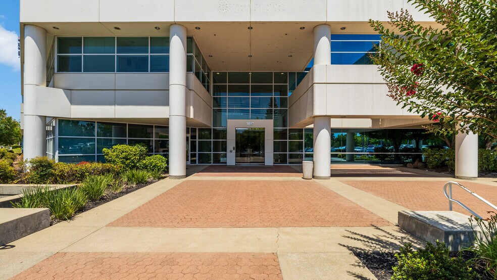 More Photos Of 3017 Douglas Blvd, Roseville Office For Lease