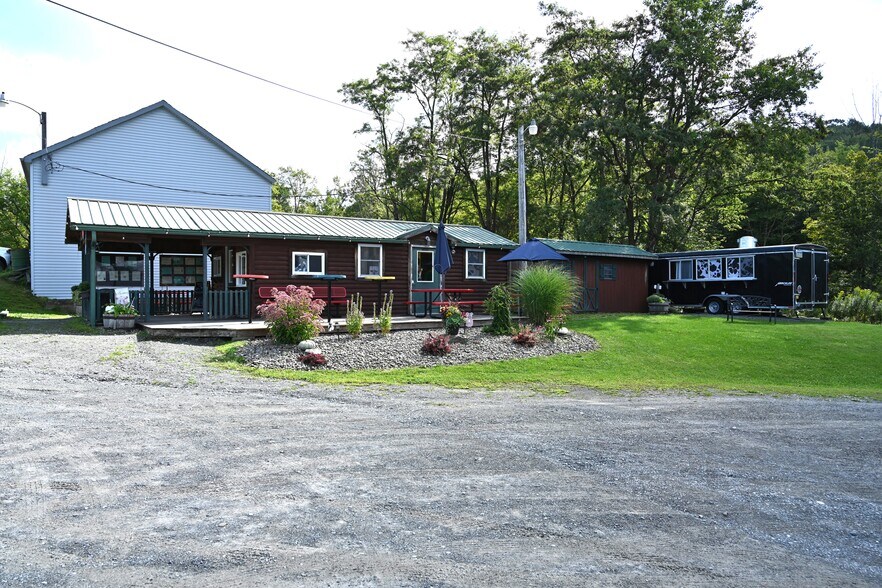 More Photos Of 14348 PA 706, Montrose Light Distribution For Sale