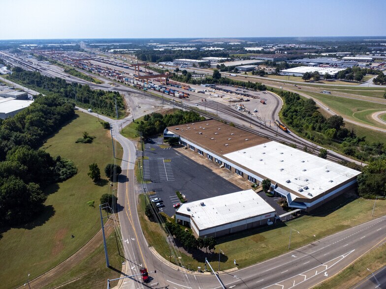 More Photos Of 4521-4533 Old Lamar Ave, Memphis Warehouse For Lease