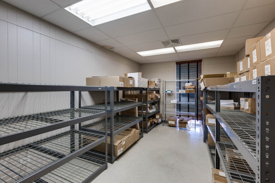 More Photos Of 127 Saint John St, Monroe Office For Sale