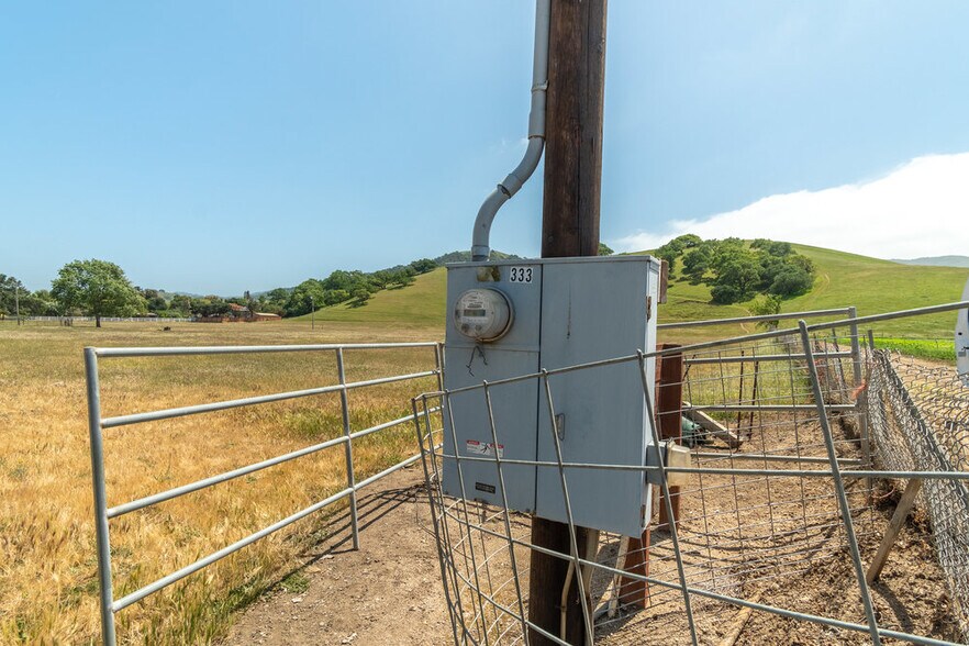 More Photos Of 333 Mission Vineyard, San Juan Bautista Land For Sale