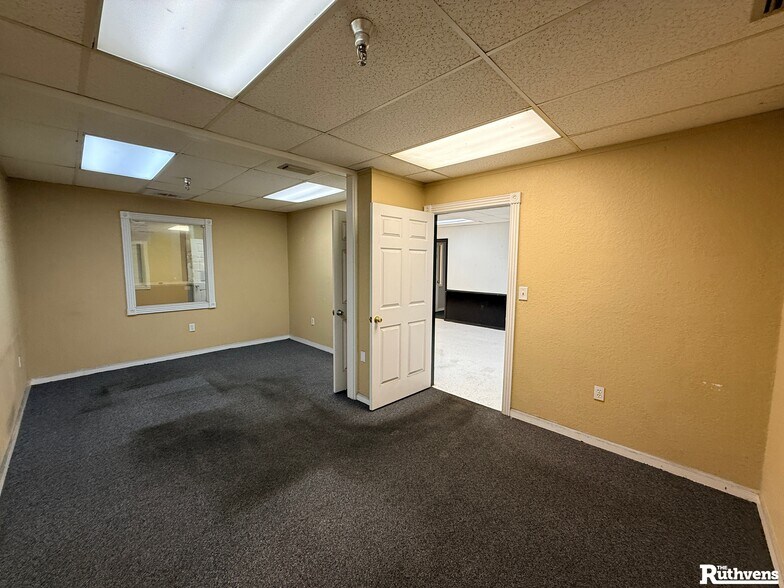 More Photos Of 3310 Reynolds Rd, Lakeland Warehouse For Sale