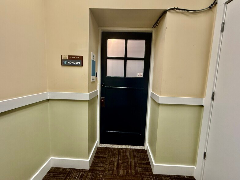 More Photos Of 675 Seminole Ave NE, Atlanta Office For Lease