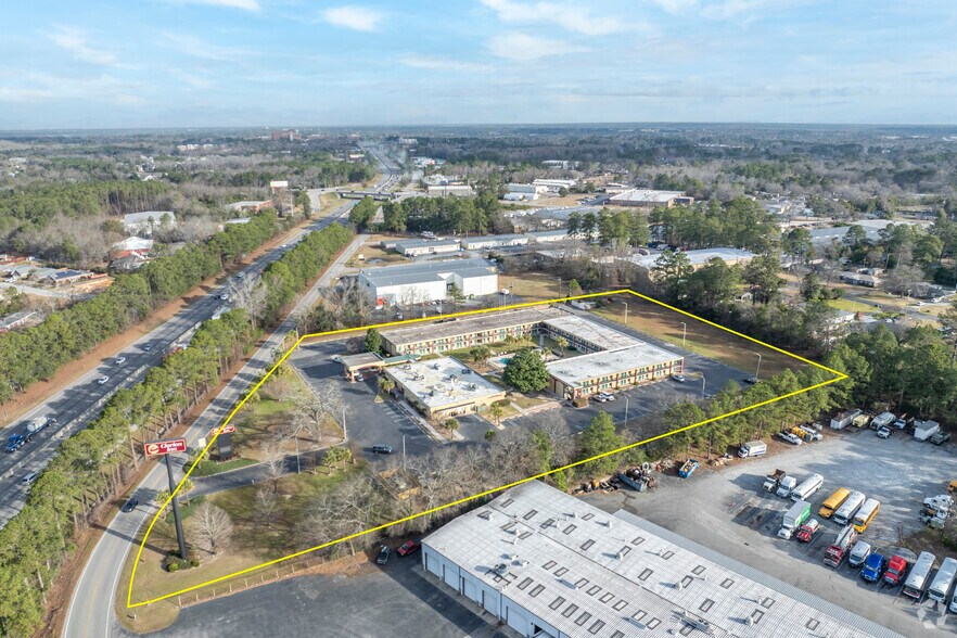 More Photos Of 500 Chris Dr, West Columbia Hotel For Sale