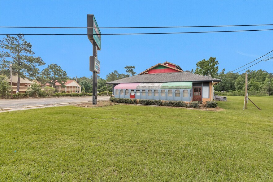 More Photos Of 235 E Gibson St, Jasper Restaurant For Lease