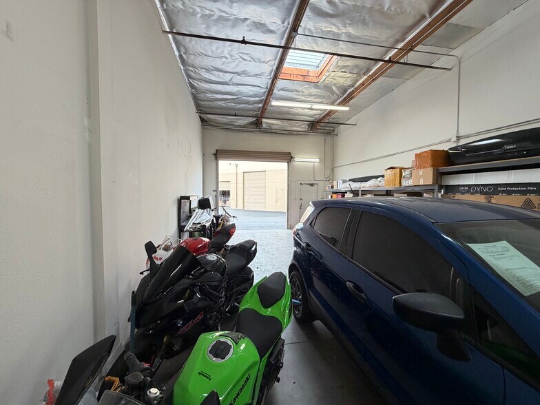 More Photos Of 717 Brea Canyon Rd, Walnut Warehouse For Lease