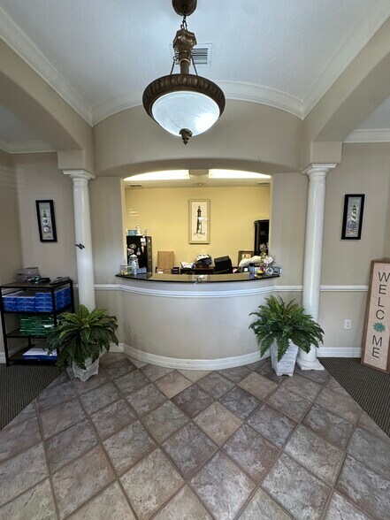 More Photos Of 8345 Gunn Hwy, Tampa Office For Sale
