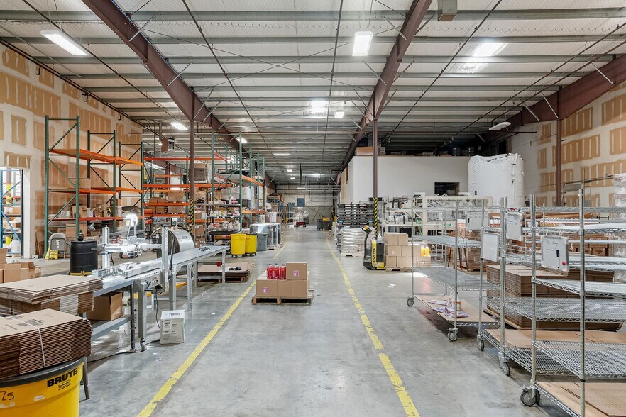 More Photos Of 1852 Fescue St SE, Albany Office For Sale