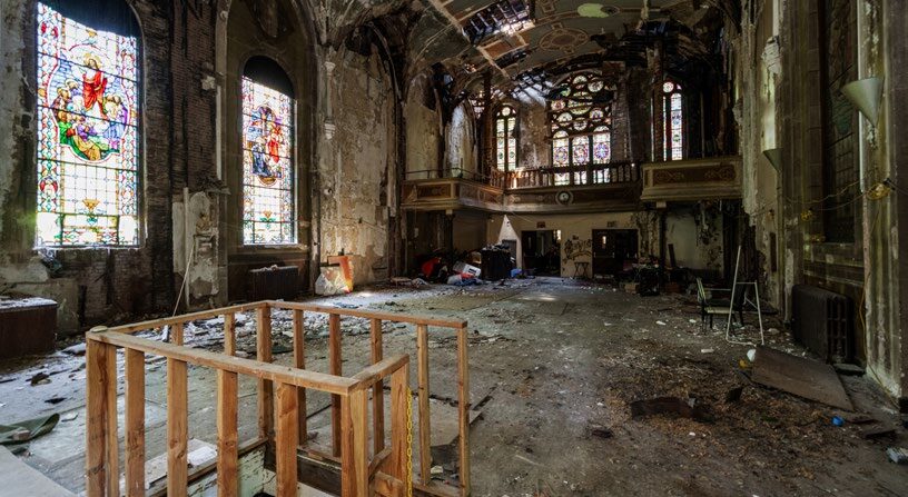 More Photos Of 40 Greene Ave, Brooklyn Movie Theatre For Sale