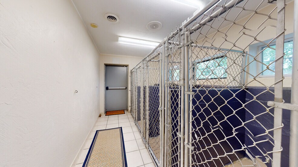 More Photos Of 12249 US Route 30, North Huntingdon Veterinarian Kennel For Sale