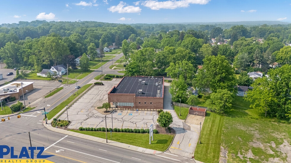 More Photos Of 2840 Youngstown Rd SE, Warren Drugstore For Sale