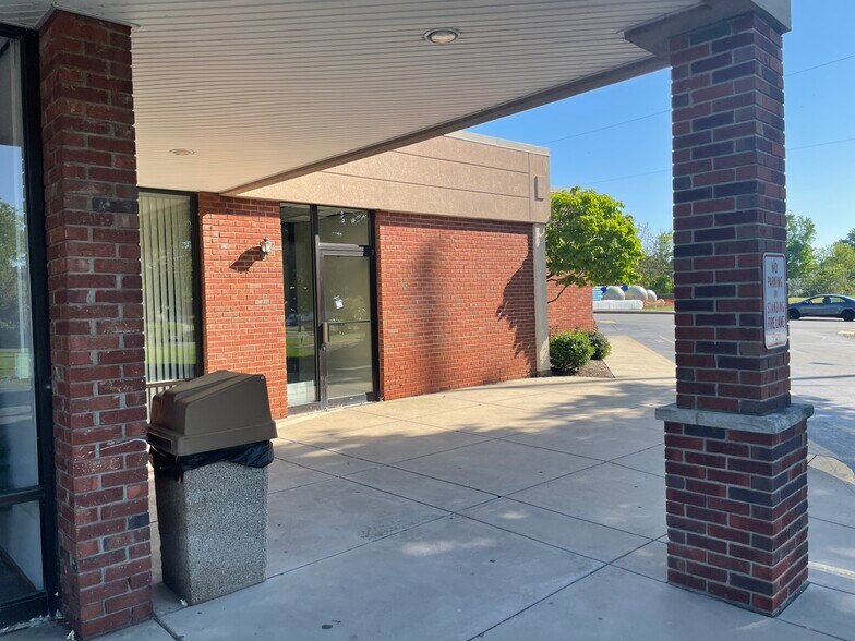 More Photos Of 62 E Shenango St, Sharpsville Storefront For Lease