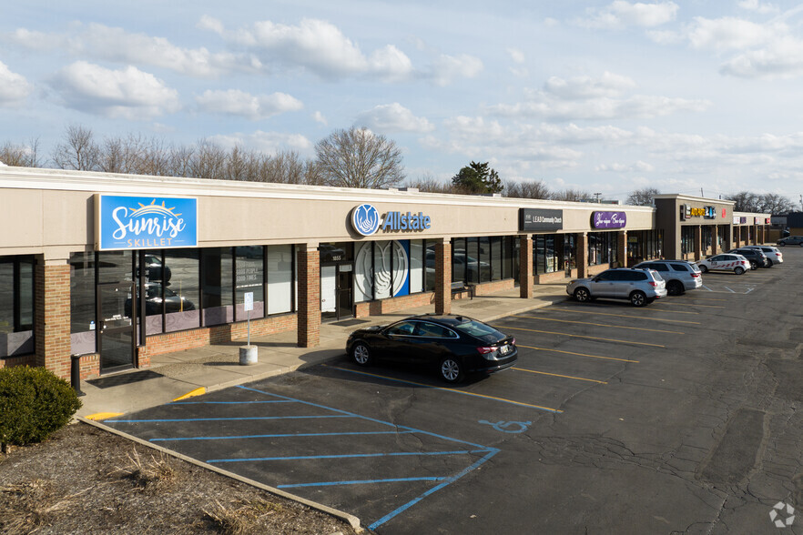 Primary Photo Of 1855 S Reynolds Rd, Toledo Freestanding For Lease