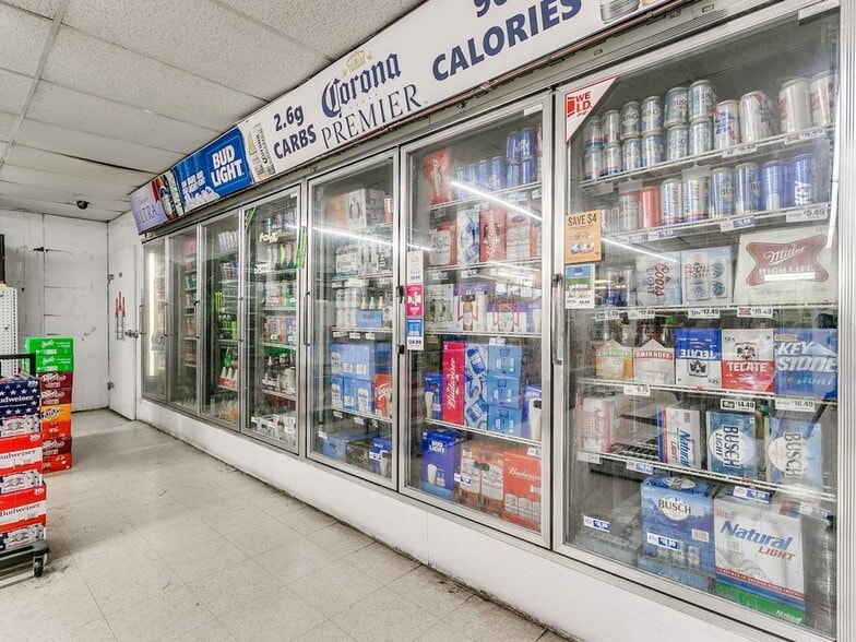 More Photos Of 3901 NW 10th St, Oklahoma City Convenience Store For Sale