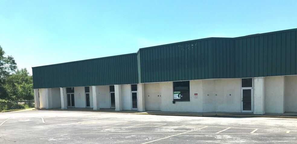 More Photos Of 1400 E Shotwell St, Bainbridge Freestanding For Sale