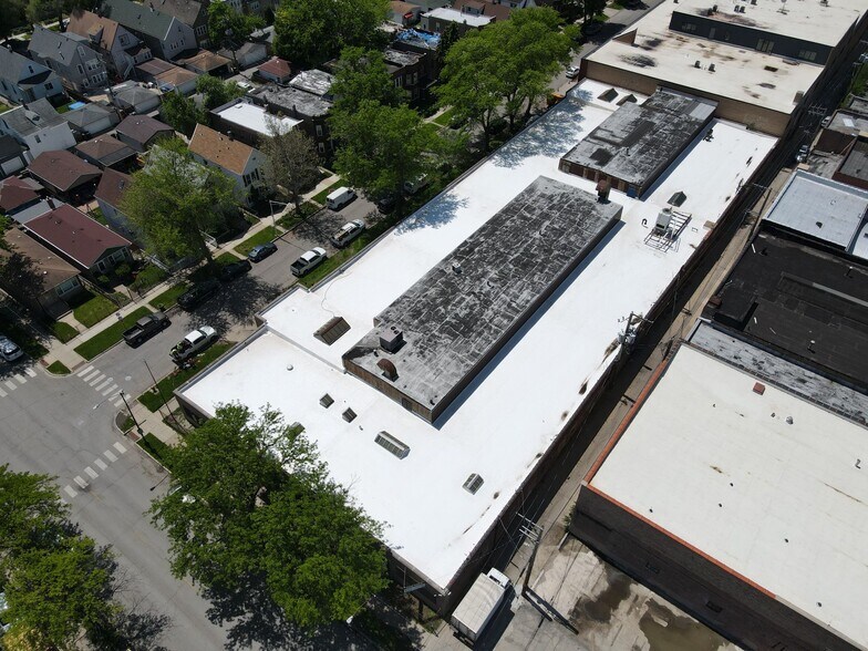 More Photos Of 1140 N Kostner Ave, Chicago Manufacturing For Sale