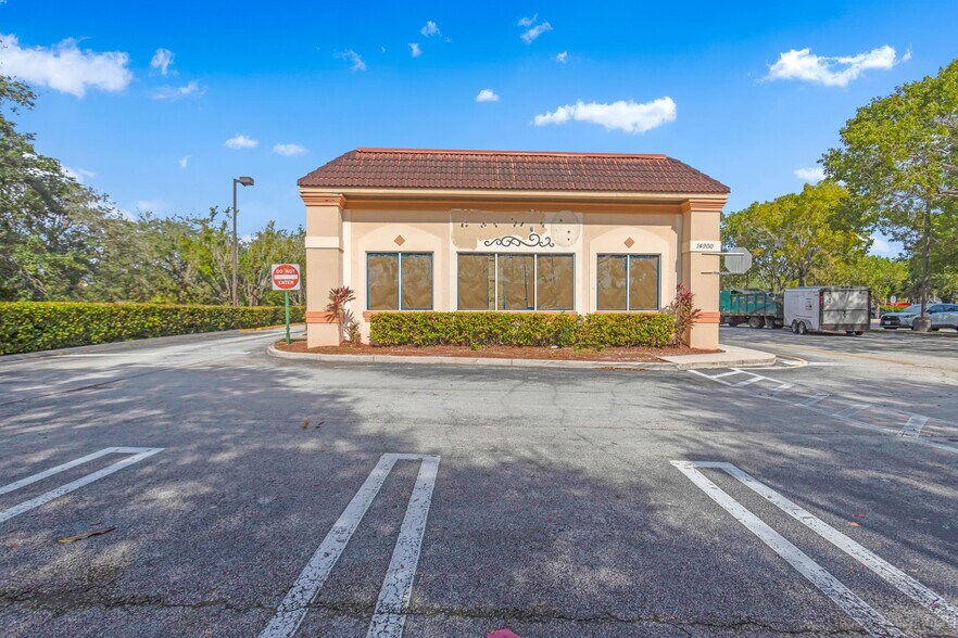 More Photos Of 14900 SW 31st St, Miramar Fast Food For Sale