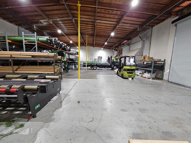 More Photos Of 3880 Benatar Way, Chico Warehouse For Lease