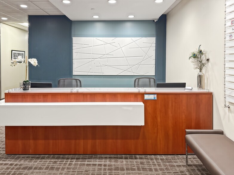 More Photos Of 1910 S Stapley Dr, Mesa Medical For Lease