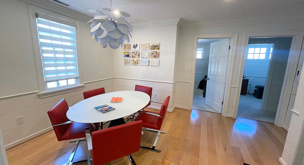 More Photos Of 411 Libbie Ave, Richmond General Retail For Sale