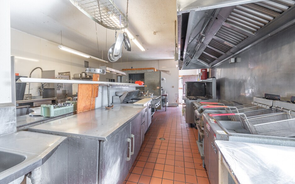 More Photos Of 9180 State Route 140, Hamel Restaurant For Sale