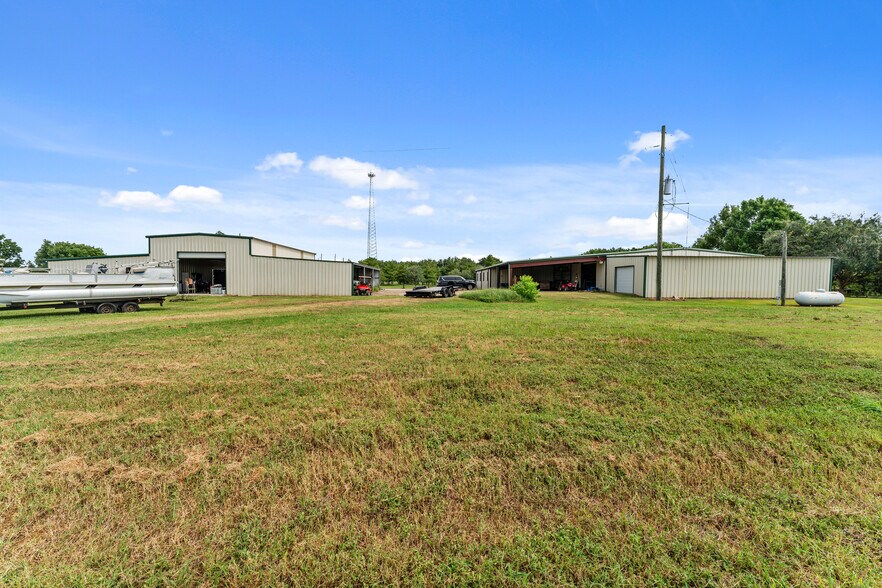 More Photos Of 23111 FM 1462 Rd, Damon Land For Sale