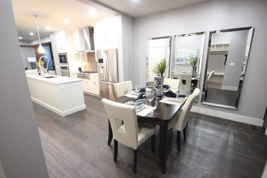 More Photos Of 11331 76 Av NW, Edmonton Apartments For Sale