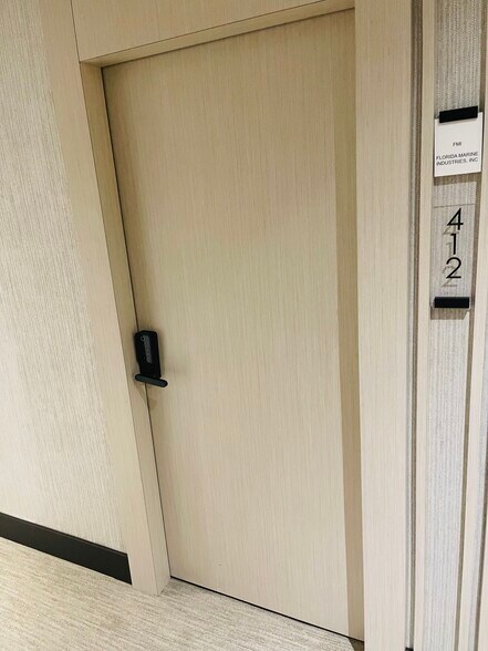 More Photos Of 1110 Brickell Ave, Miami Office Residential For Lease