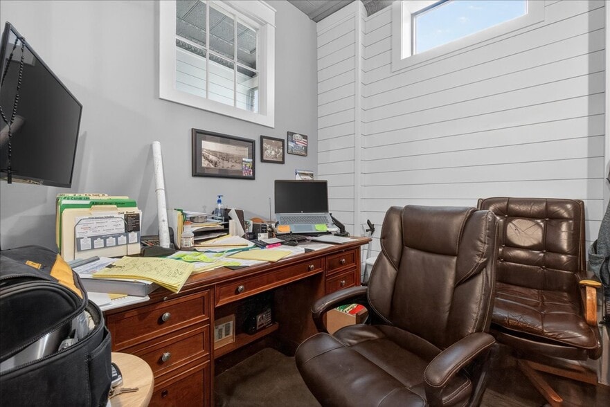 More Photos Of 30 White St, Cohoes Office For Sale