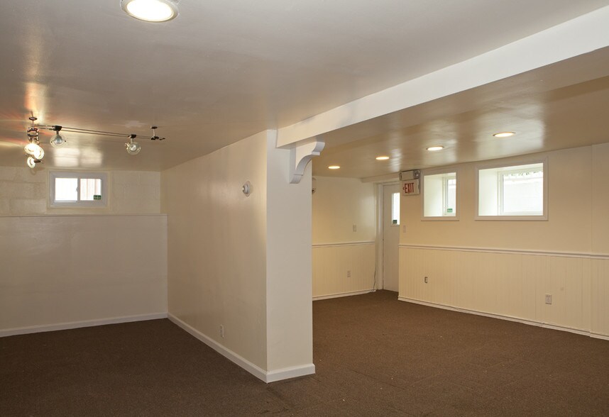 More Photos Of 97 Locust Ave, Cortlandt Manor Medical For Sale