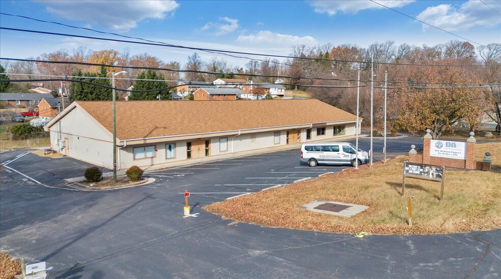 Primary Photo Of 2383 Roanoke Blvd, Salem Storefront Retail Office For Sale