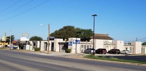 More Photos Of 3814 N 1st St, Abilene Storefront Retail Office For Sale