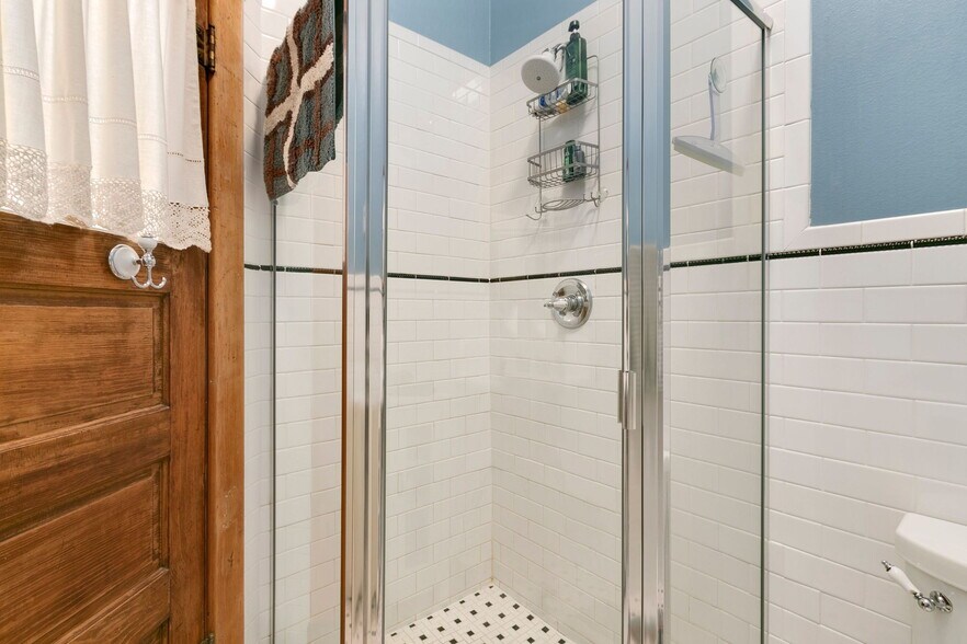 More Photos Of 308 S 2nd St, Laramie Storefront Retail Residential For Sale