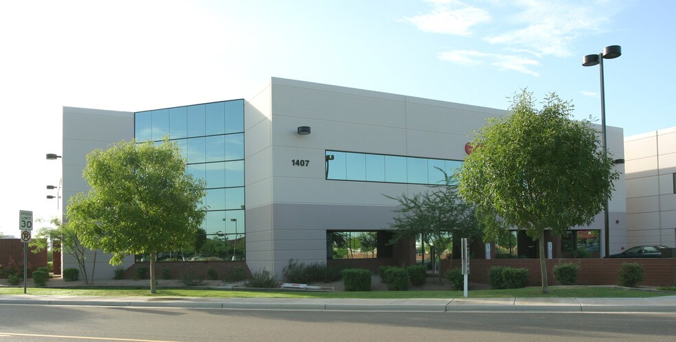 More Photos Of 1407 W Drivers Way, Tempe Light Manufacturing For Sale