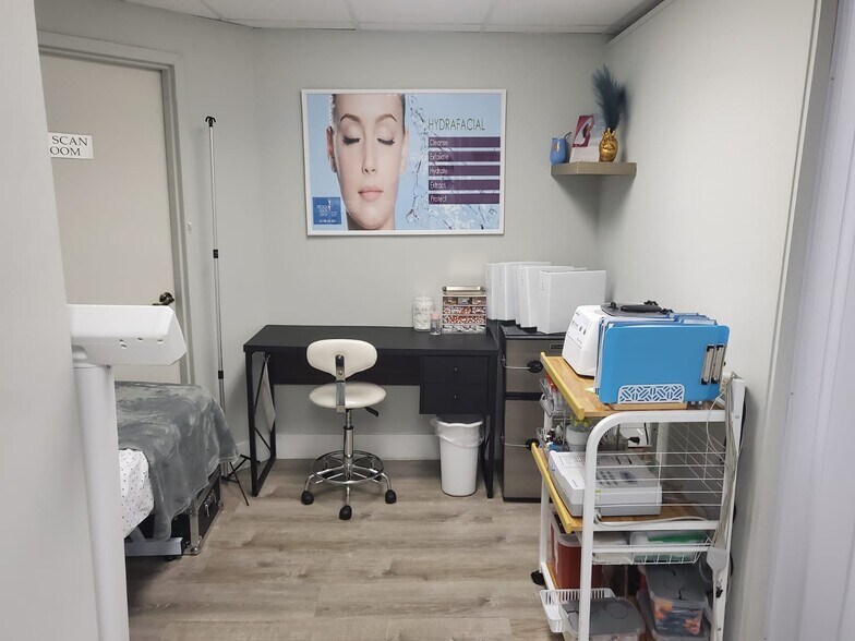 More Photos Of 2971-2975 Coral Way, Coral Gables Office For Sale