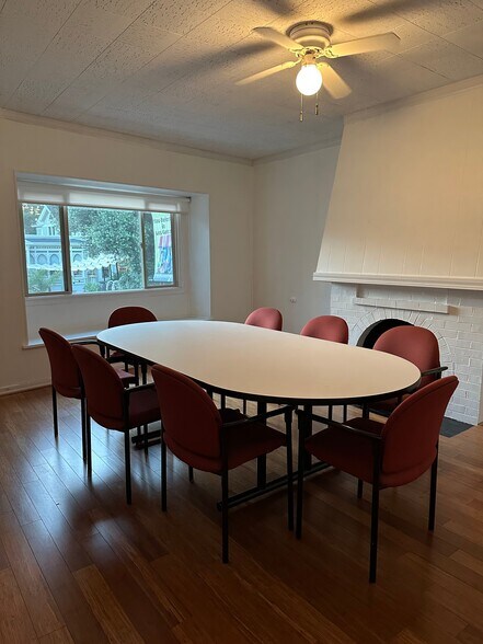 More Photos Of 110 N Santa Cruz Ave, Los Gatos Storefront Retail Office For Lease