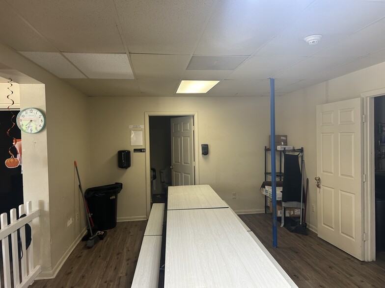 More Photos Of 1210 Saint Johns Ave, Palatka Office For Sale