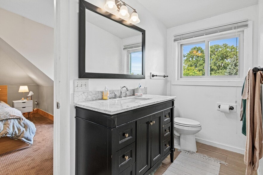 More Photos Of 2526 Jackson St NE, Minneapolis Apartments For Sale
